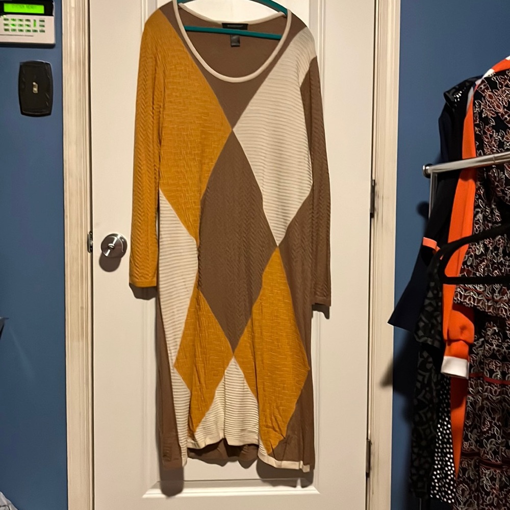 Argyle print long sleeve knit dress